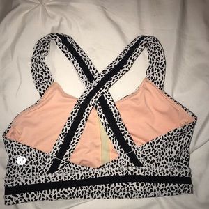 Super rare patterned sports bra from lulu
